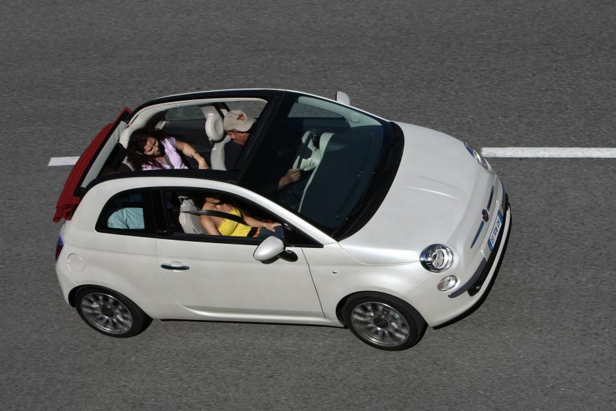  Fiat 500C 2009 года  (фото 128 из 140)